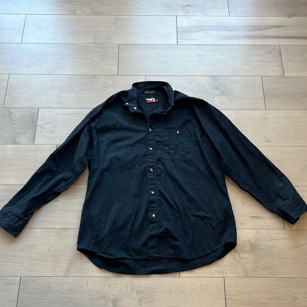 Black long sleeve shirt